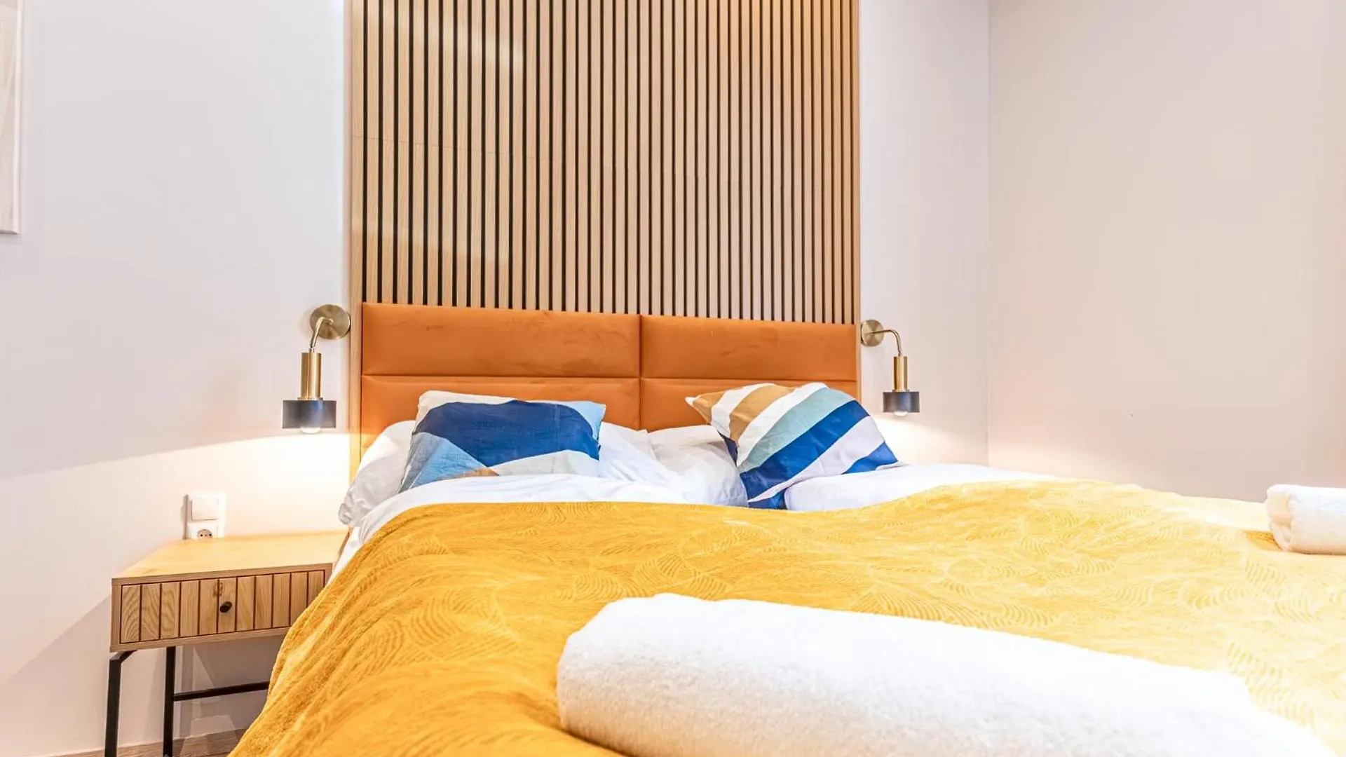 Wiener Stadthalle Boutique Rooms - Ideal For Couples Vienna