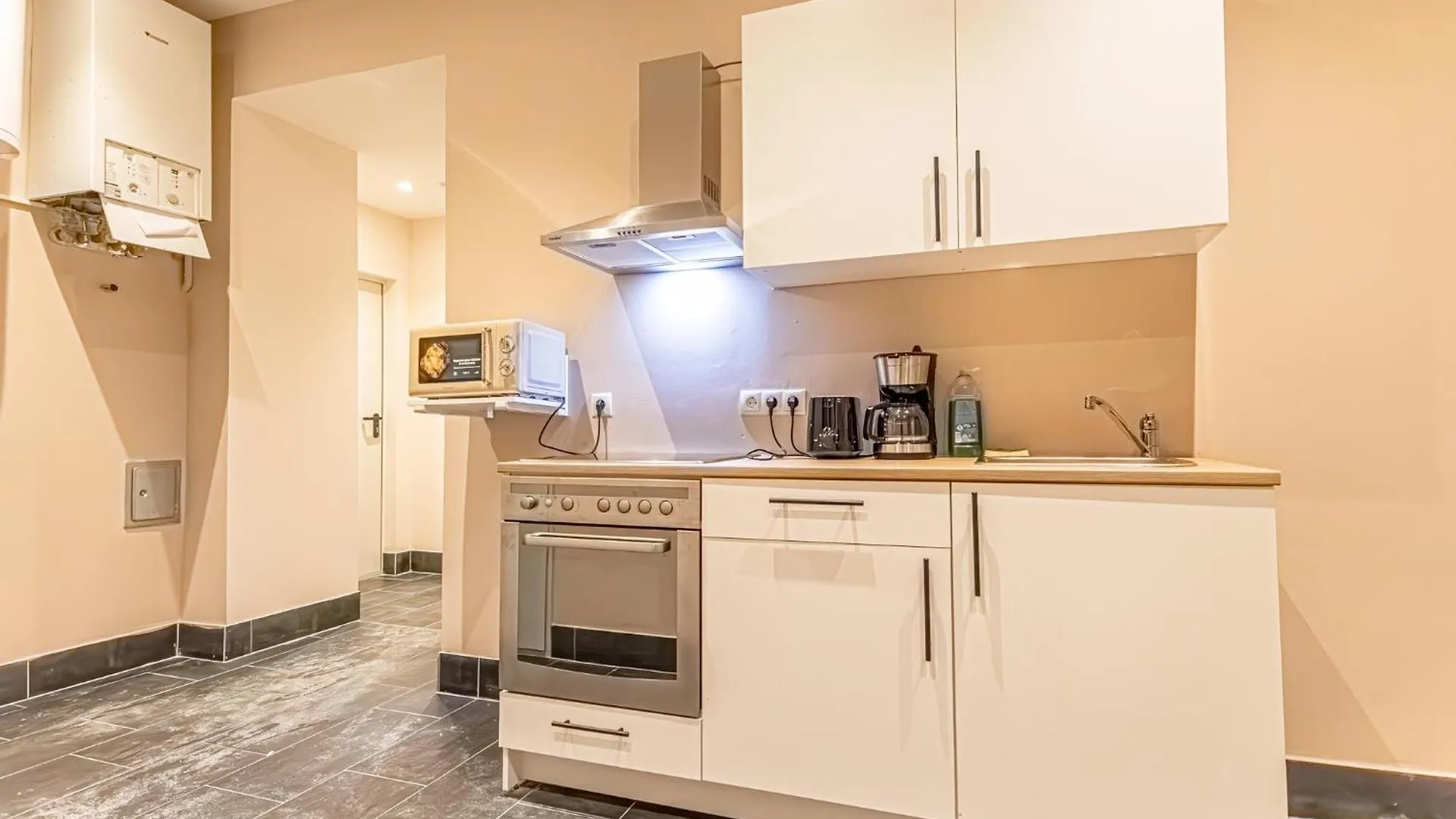 Wiener Stadthalle Boutique Rooms - Ideal For Couples Apartment Vienna