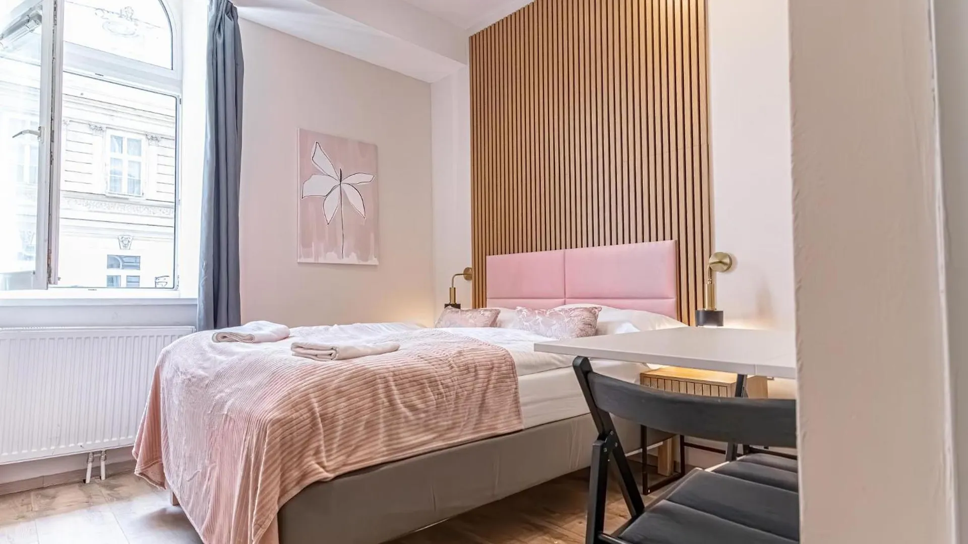 Apartment Wiener Stadthalle Boutique Rooms - Ideal For Couples Austria