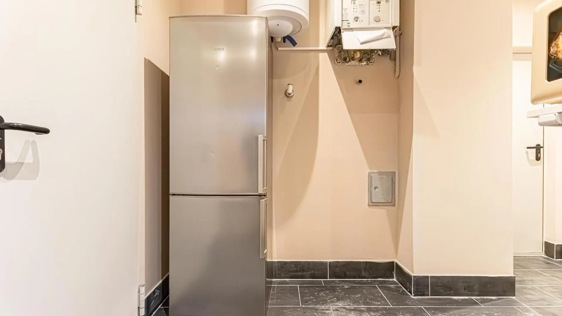 Wiener Stadthalle Boutique Rooms - Ideal For Couples Apartment Vienna