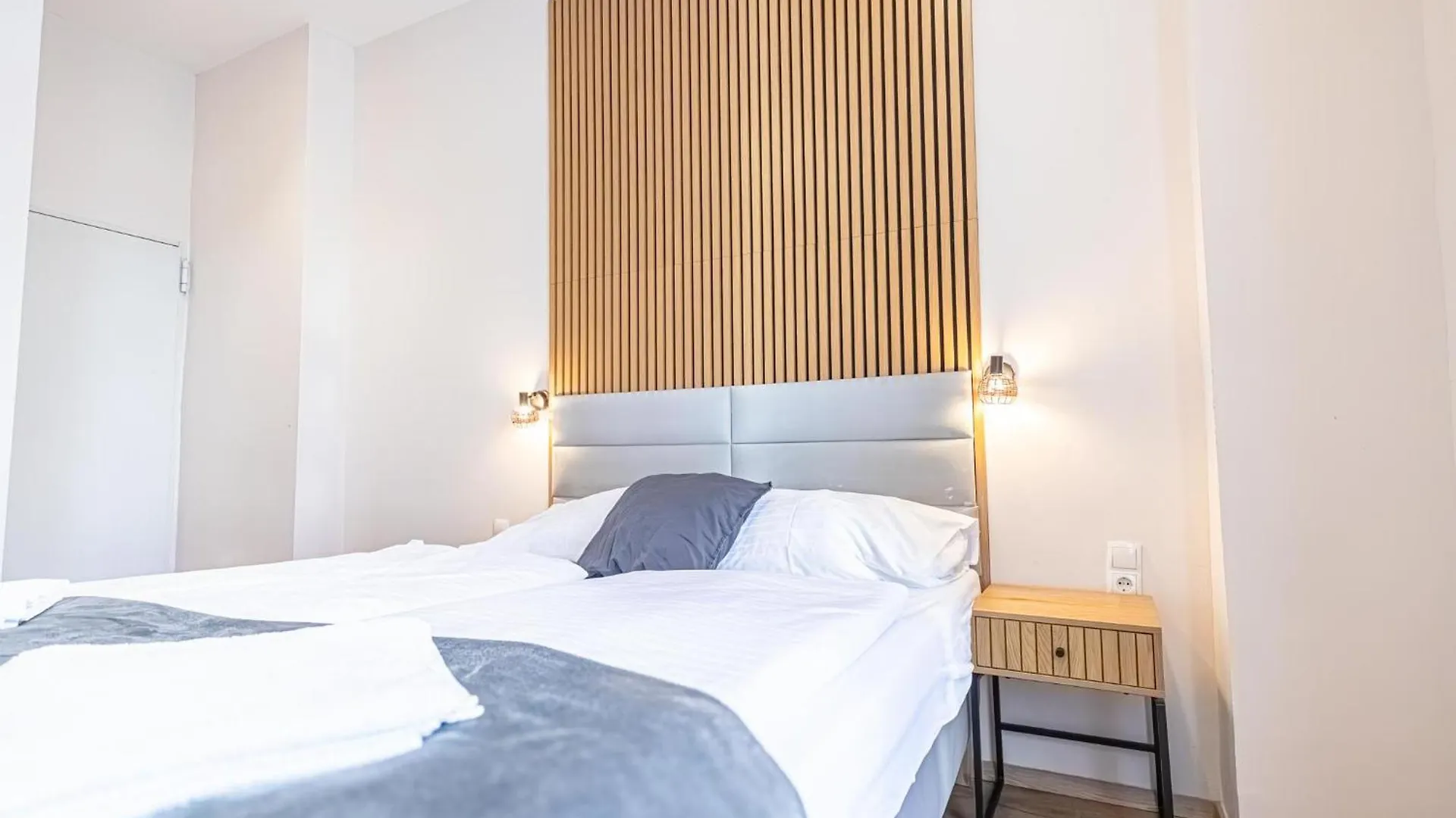 Apartment Wiener Stadthalle Boutique Rooms - Ideal For Couples